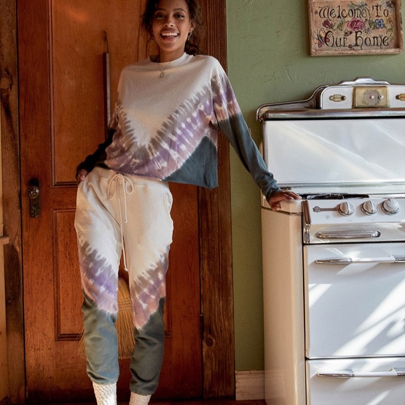 DAYDREAMER DUSTY ROSE TIE DYE LONG SLEEVE - Picture 2 of 6